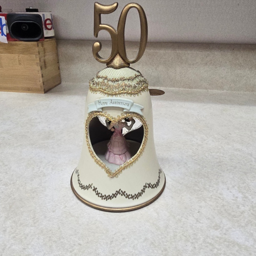 Vintage Enesco 50th Anniversary Musical Bell Rotating Dancing Couple Sankyo